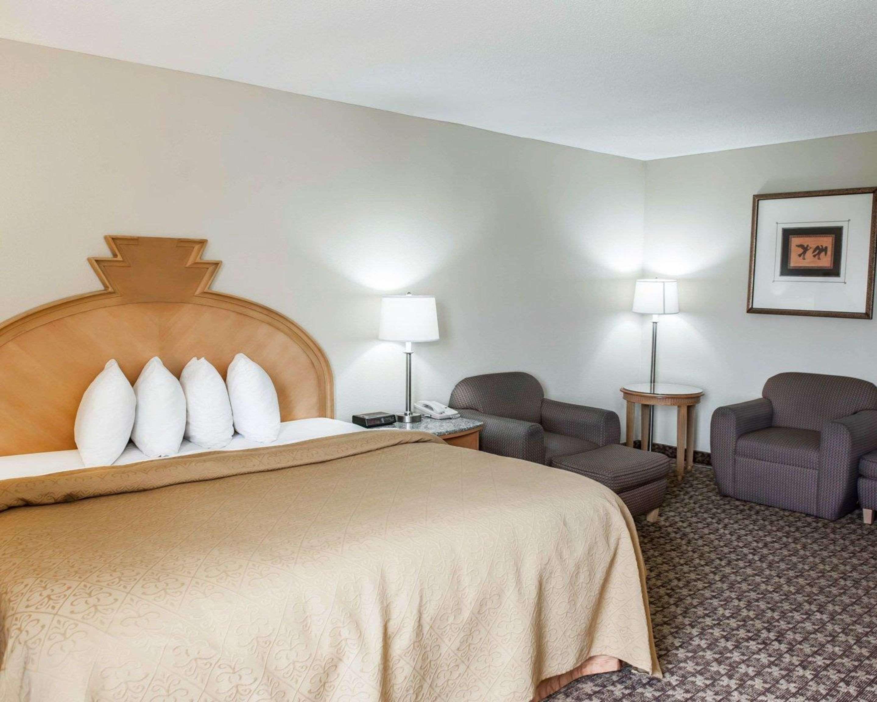 Quality Inn & Suites Greenfield I-70 Luaran gambar