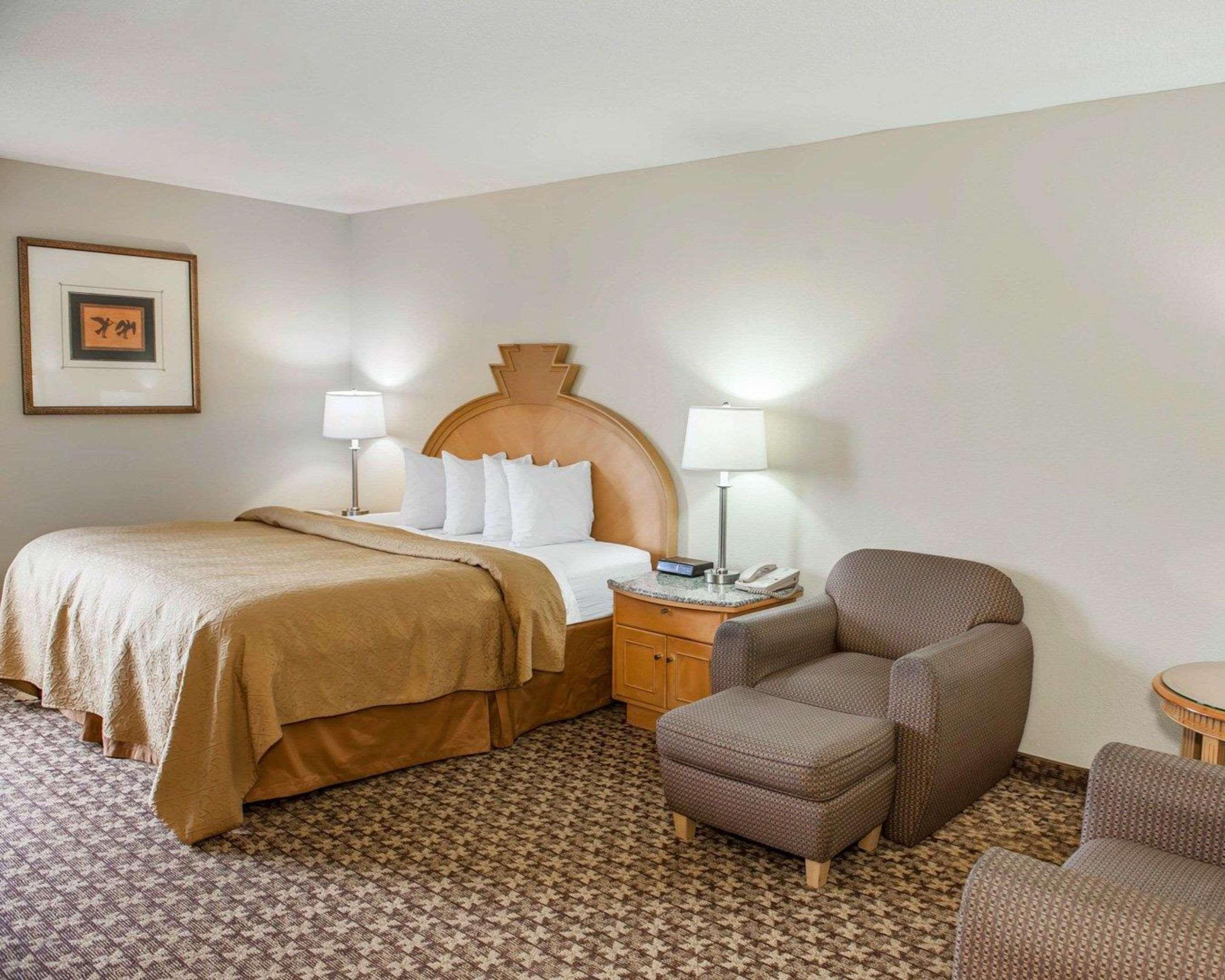 Quality Inn & Suites Greenfield I-70 Luaran gambar